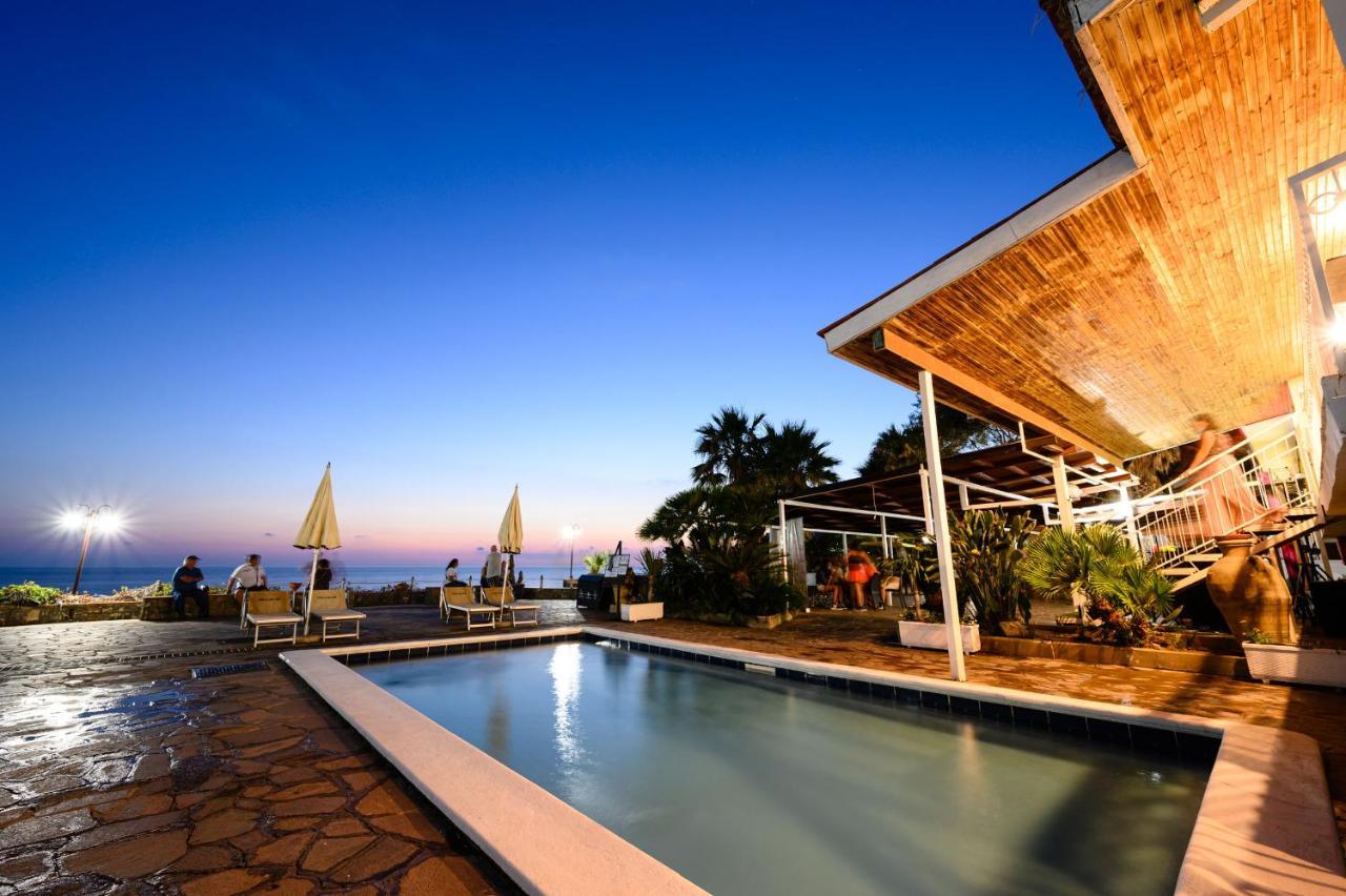 Villaggio Stella Del Sud & Resort Pisciotta Buitenkant foto